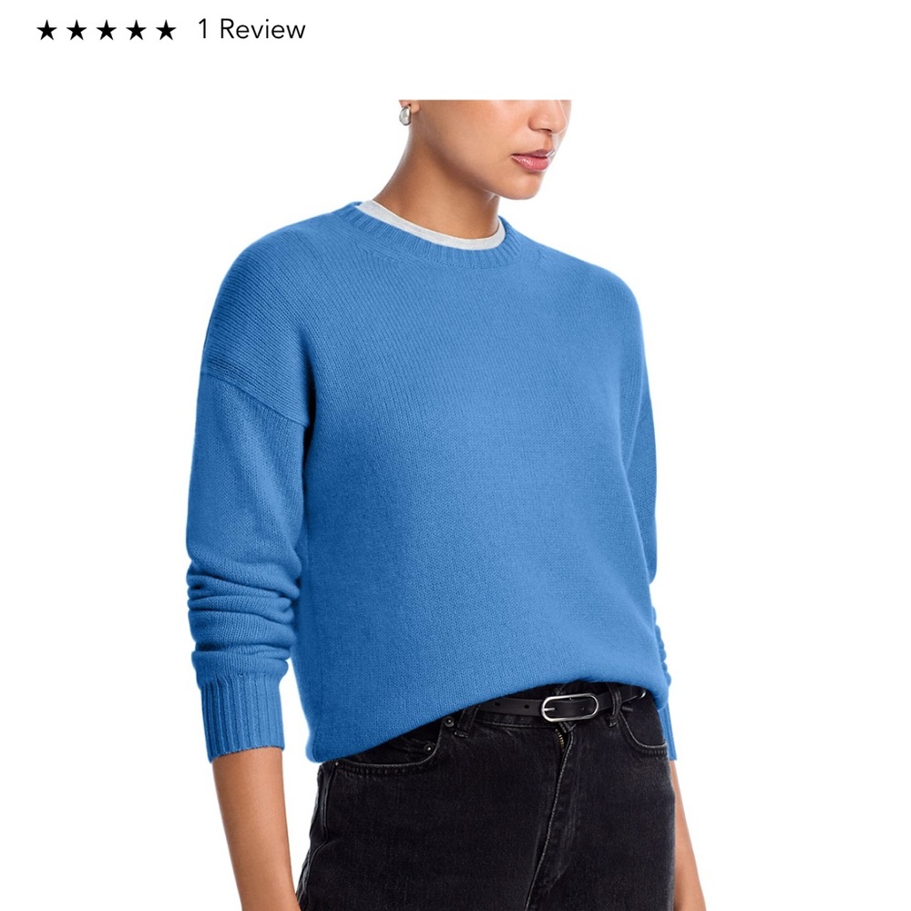 Aqua women’s 100 % cashmere Bloomingdales Blue Crewneck Sweater NWT